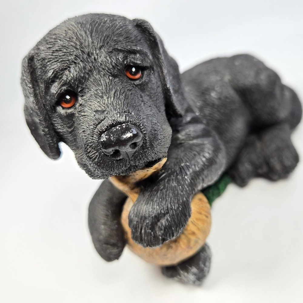 Vintage Living Stone Black Lab Hunting Dog Puppy Figurine with Duck‎ Decoy 1996